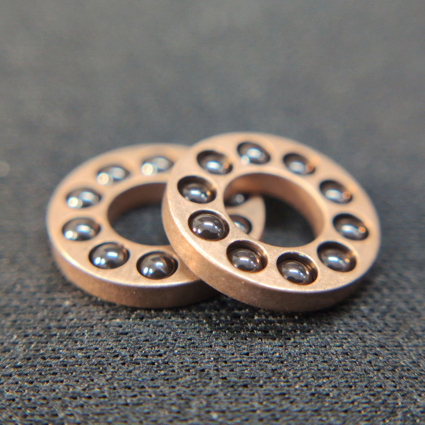 Cage Bearings - Pivot: 5mm Ceramic Bearings: 2mm (10 ball)