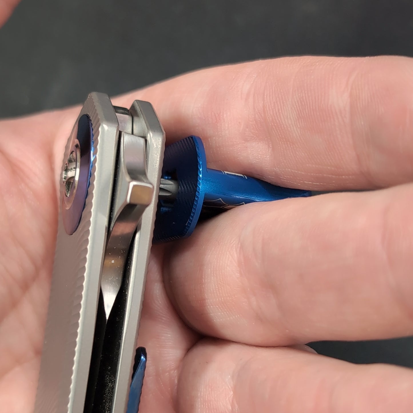 FingerBit - Aluminum - Anodized (1 Pack)