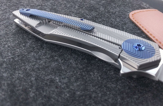 Accomplice Frame Lock (Blue - 3D Machined Discs & Standoffs)