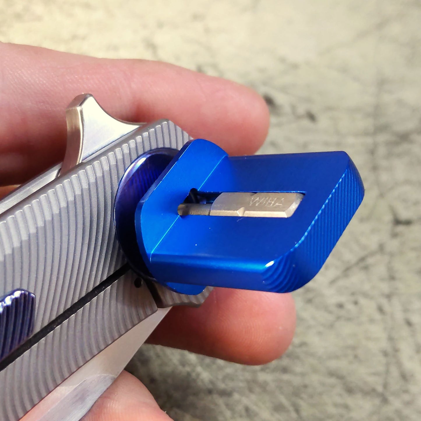 FingerBit - Aluminum - Anodized (1 Pack)