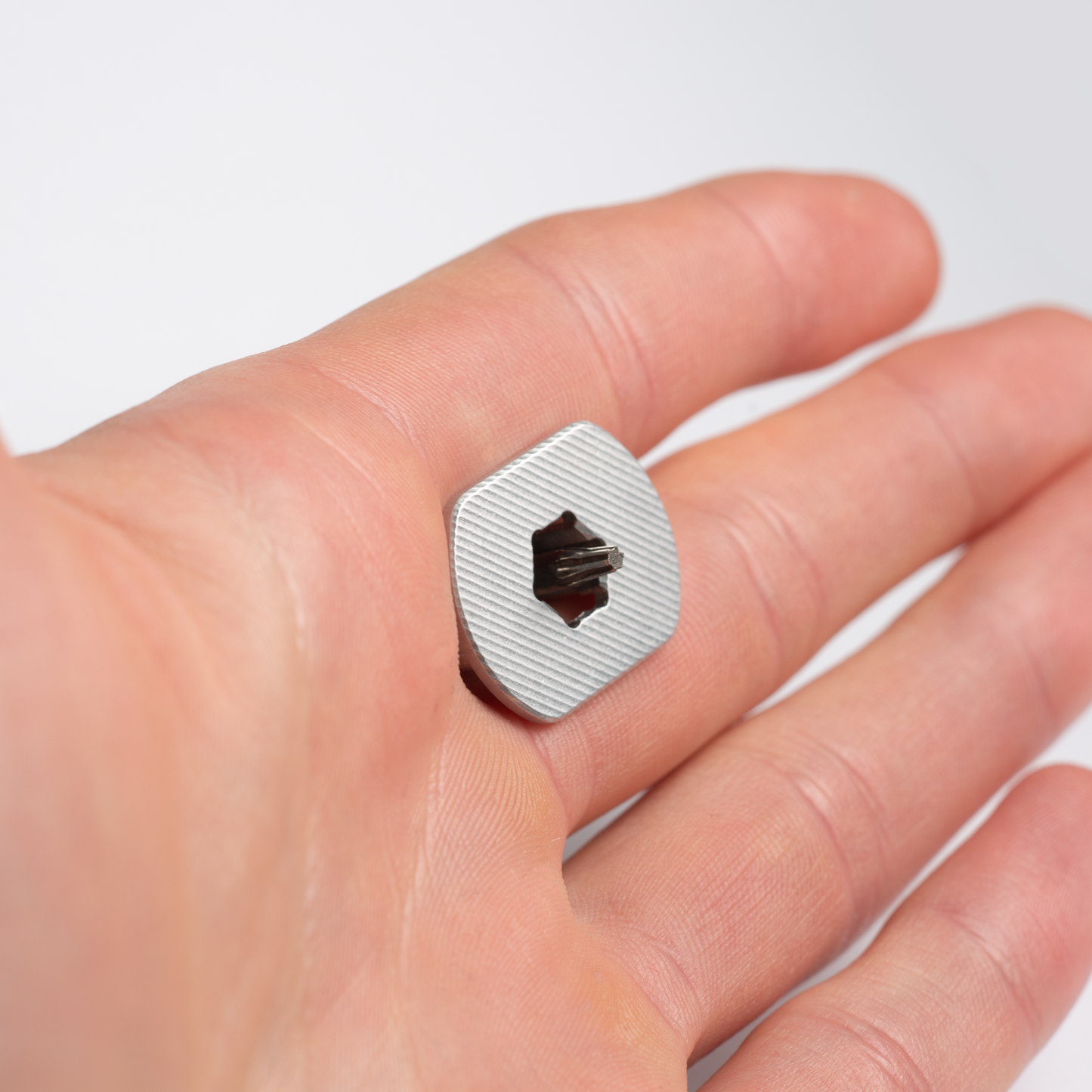 FingerBit - Aluminum - Tumbled (1 Pack)